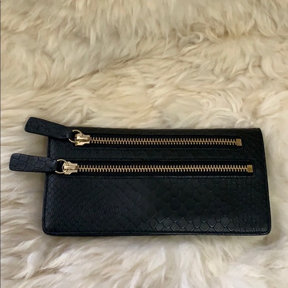 Cole Haan wallet - Picture 2 of 7